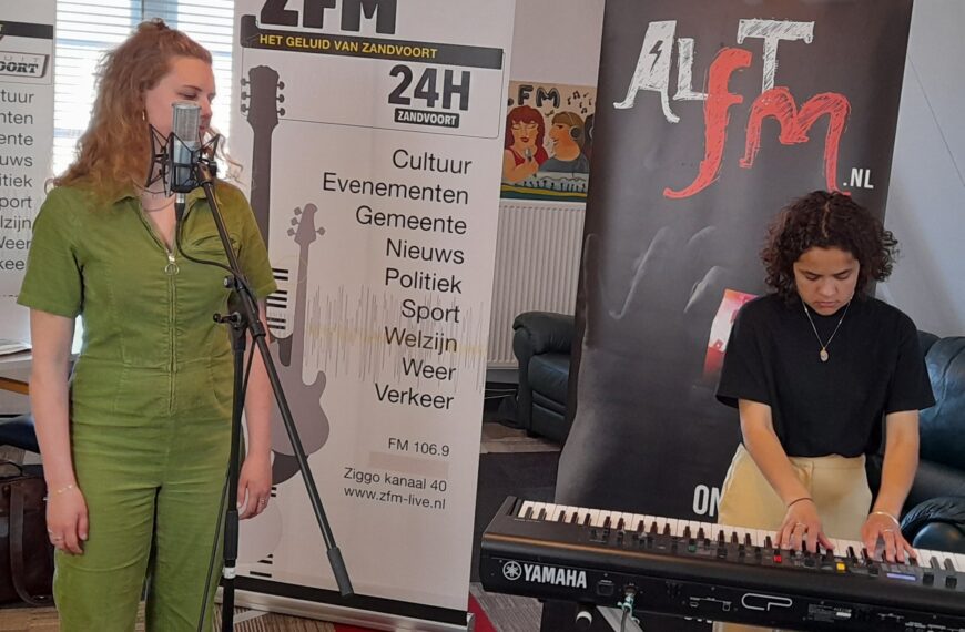 De muzikale kant van Elaine in 3 voor 12 Noord-Holland Vloedgolf
