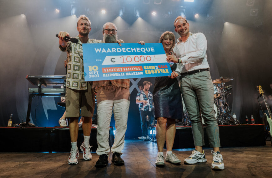 Haarlemse bands halen 10.000 euro op voor het goede doel voor Stichting Stem In De Stad